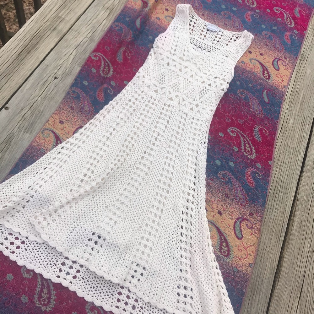White Maggy London Dress with Crochet Shell